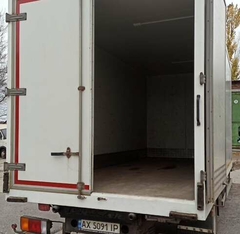 Белый Хендай EX8, объемом двигателя 2.89 л и пробегом 50 тыс. км за 39500 $, фото 7 на Automoto.ua
