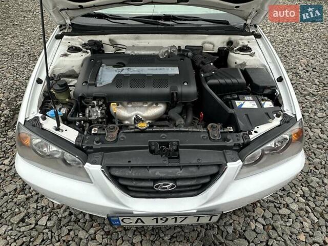 Білий Хендай Елантра, об'ємом двигуна 2 л та пробігом 193 тис. км за 4200 $, фото 6 на Automoto.ua