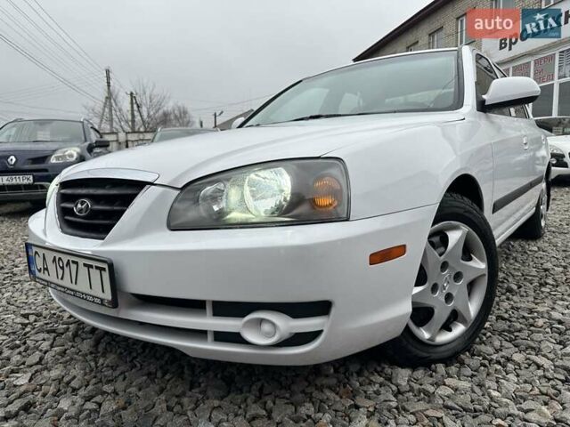 Білий Хендай Елантра, об'ємом двигуна 2 л та пробігом 193 тис. км за 4200 $, фото 4 на Automoto.ua