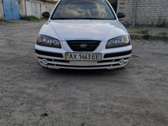 Білий Хендай Елантра, об'ємом двигуна 1.6 л та пробігом 288 тис. км за 4000 $, фото 3 на Automoto.ua