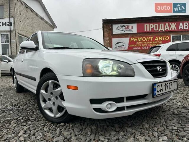 Білий Хендай Елантра, об'ємом двигуна 2 л та пробігом 193 тис. км за 4200 $, фото 3 на Automoto.ua