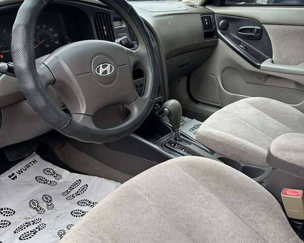 Білий Хендай Елантра, об'ємом двигуна 2 л та пробігом 193 тис. км за 4200 $, фото 17 на Automoto.ua