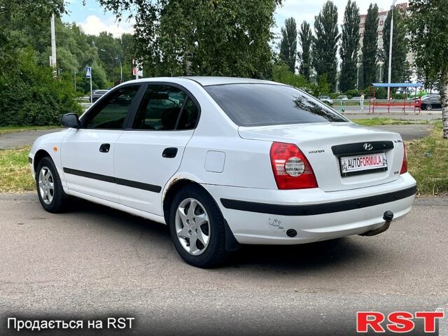 Белый Хендай Элантра, объемом двигателя 1.6 л и пробегом 283 тыс. км за 2790 $, фото 3 на Automoto.ua