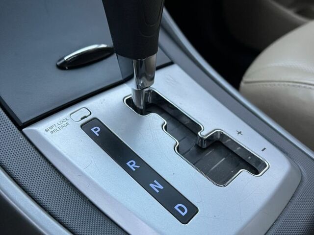 Білий Хендай Елантра, об'ємом двигуна 1.6 л та пробігом 141 тис. км за 8300 $, фото 14 на Automoto.ua