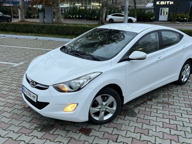 Білий Хендай Елантра, об'ємом двигуна 1.6 л та пробігом 141 тис. км за 8300 $, фото 2 на Automoto.ua