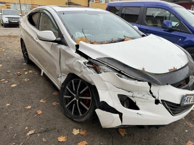 Білий Хендай Елантра, об'ємом двигуна 1.8 л та пробігом 155 тис. км за 4500 $, фото 3 на Automoto.ua