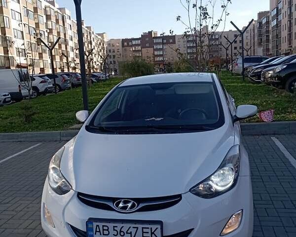 Білий Хендай Елантра, об'ємом двигуна 1.59 л та пробігом 220 тис. км за 8500 $, фото 4 на Automoto.ua