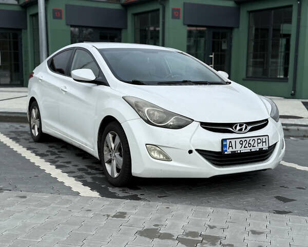 Білий Хендай Елантра, об'ємом двигуна 1.8 л та пробігом 252 тис. км за 7200 $, фото 1 на Automoto.ua