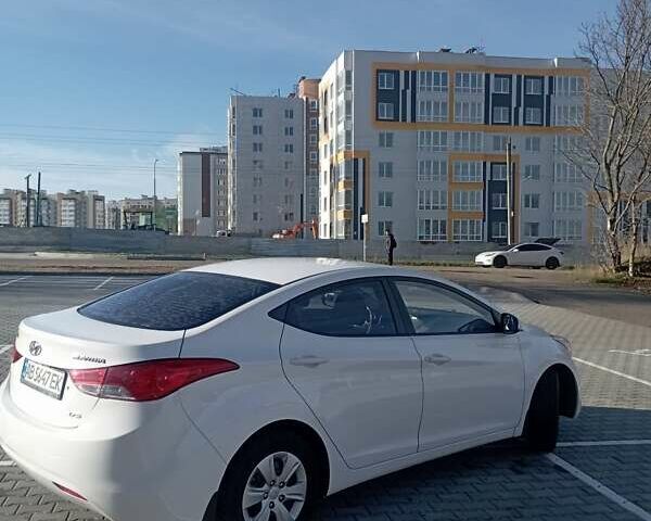 Білий Хендай Елантра, об'ємом двигуна 1.59 л та пробігом 220 тис. км за 8500 $, фото 7 на Automoto.ua