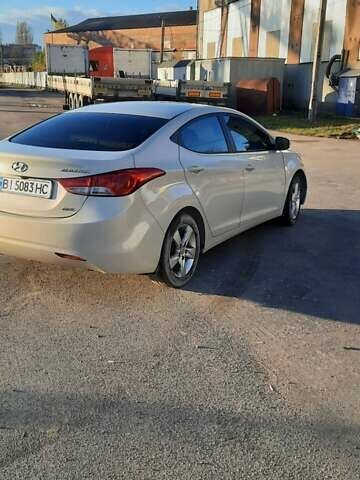 Хендай Элантра 2012 в Виннице на Automoto.ua Белый Хендай Элантра, объемом двигателя 1.8 л и пробегом 128 тыс. км за 8200 $, фото 11 на Automoto.ua