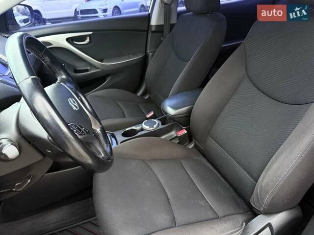 Білий Хендай Елантра, об'ємом двигуна 1.8 л та пробігом 93 тис. км за 12200 $, фото 14 на Automoto.ua