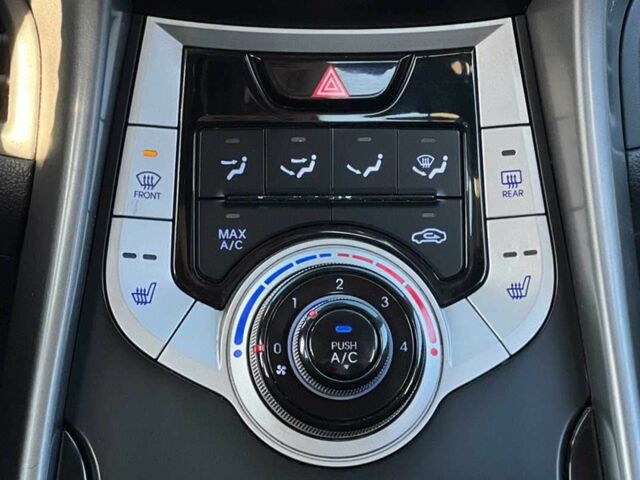 Білий Хендай Елантра, об'ємом двигуна 1.6 л та пробігом 201 тис. км за 7300 $, фото 10 на Automoto.ua