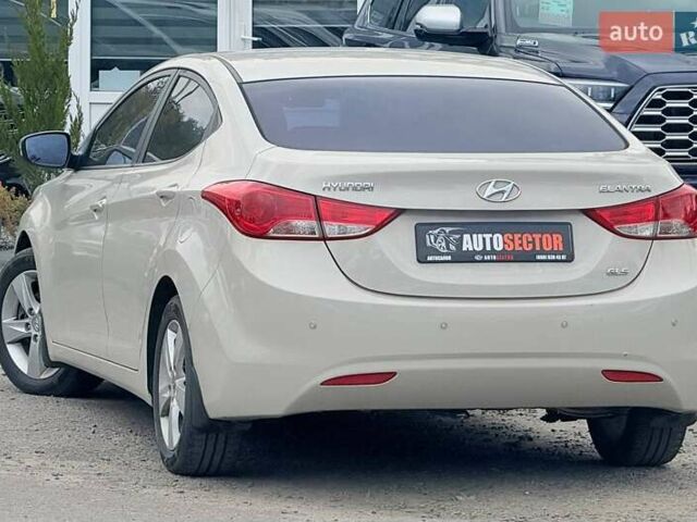 Білий Хендай Елантра, об'ємом двигуна 1.8 л та пробігом 93 тис. км за 12200 $, фото 7 на Automoto.ua