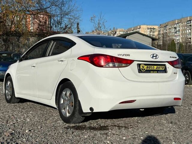 Білий Хендай Елантра, об'ємом двигуна 1.6 л та пробігом 201 тис. км за 7300 $, фото 3 на Automoto.ua