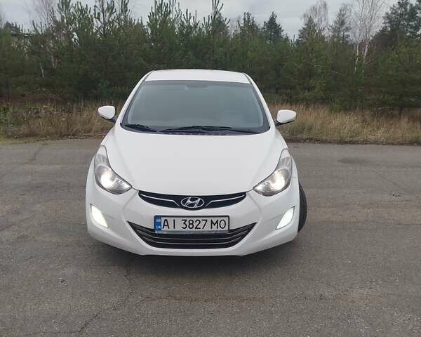 Белый Хендай Элантра, объемом двигателя 1.8 л и пробегом 178 тыс. км за 10200 $, фото 11 на Automoto.ua
