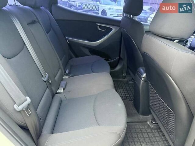 Білий Хендай Елантра, об'ємом двигуна 1.8 л та пробігом 93 тис. км за 12200 $, фото 18 на Automoto.ua