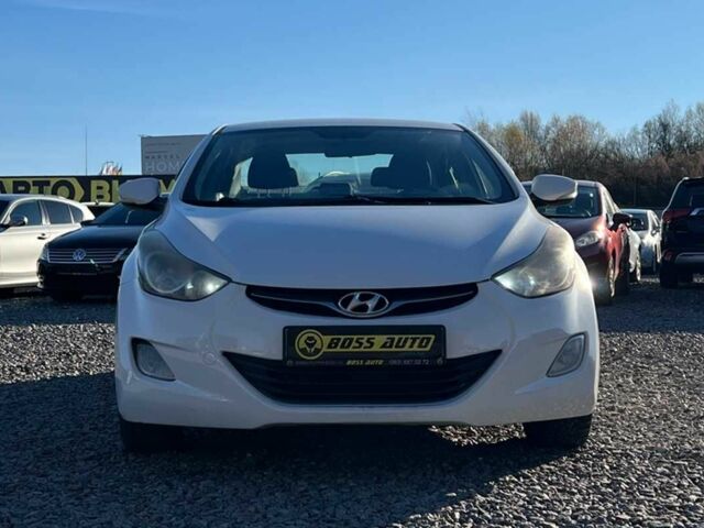 Білий Хендай Елантра, об'ємом двигуна 1.6 л та пробігом 201 тис. км за 7300 $, фото 1 на Automoto.ua