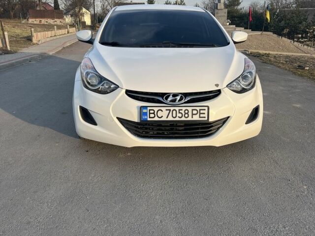 Белый Хендай Элантра, объемом двигателя 1.8 л и пробегом 117 тыс. км за 7900 $, фото 7 на Automoto.ua