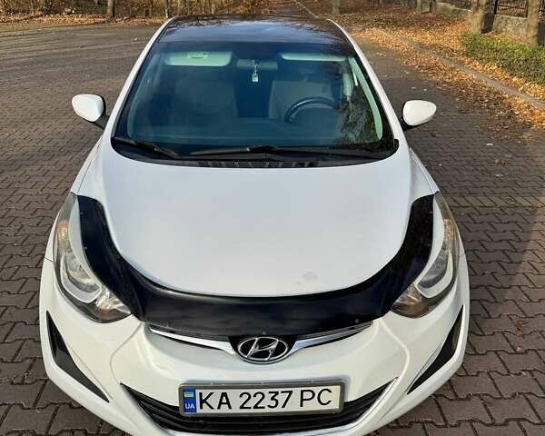 Білий Хендай Елантра, об'ємом двигуна 1.8 л та пробігом 155 тис. км за 7400 $, фото 2 на Automoto.ua