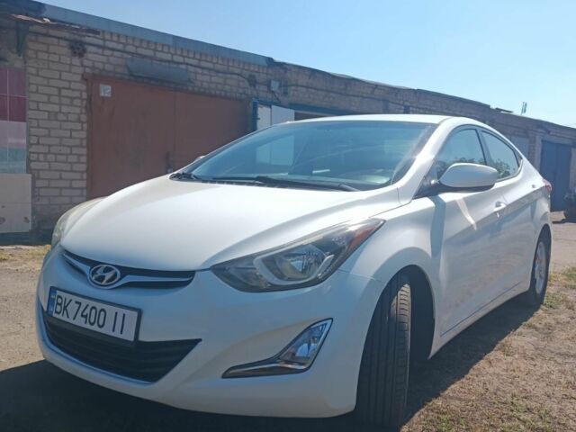 Белый Хендай Элантра, объемом двигателя 1.8 л и пробегом 175 тыс. км за 8700 $, фото 2 на Automoto.ua
