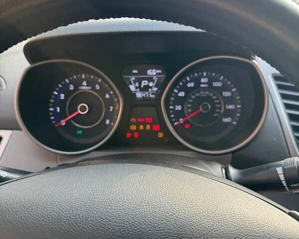 Білий Хендай Елантра, об'ємом двигуна 1.8 л та пробігом 155 тис. км за 7400 $, фото 31 на Automoto.ua