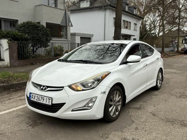 Белый Хендай Элантра, объемом двигателя 1.8 л и пробегом 181 тыс. км за 6873 $, фото 1 на Automoto.ua