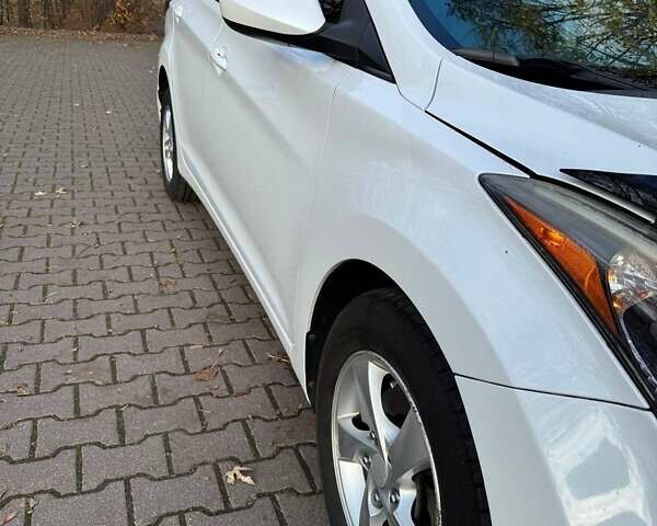 Білий Хендай Елантра, об'ємом двигуна 1.8 л та пробігом 155 тис. км за 7400 $, фото 15 на Automoto.ua