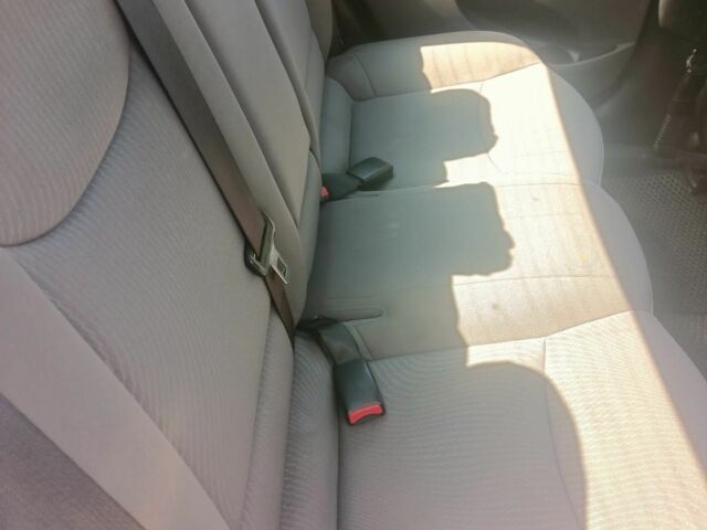 Белый Хендай Элантра, объемом двигателя 1.8 л и пробегом 175 тыс. км за 8700 $, фото 10 на Automoto.ua