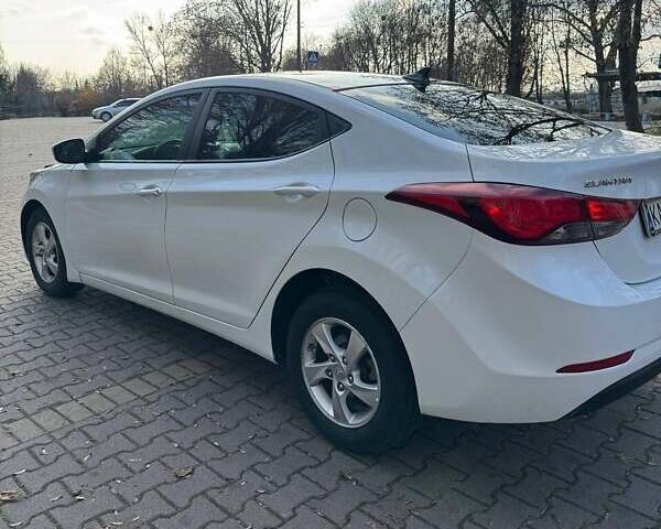 Білий Хендай Елантра, об'ємом двигуна 1.8 л та пробігом 155 тис. км за 7400 $, фото 4 на Automoto.ua