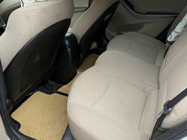 Белый Хендай Элантра, объемом двигателя 1.8 л и пробегом 181 тыс. км за 6873 $, фото 14 на Automoto.ua