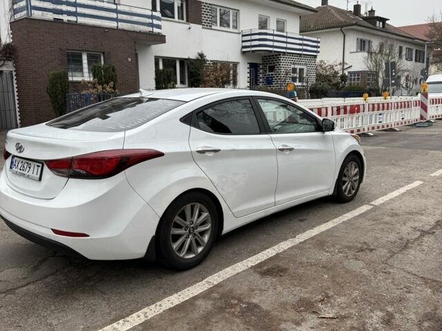 Белый Хендай Элантра, объемом двигателя 1.8 л и пробегом 181 тыс. км за 6873 $, фото 7 на Automoto.ua