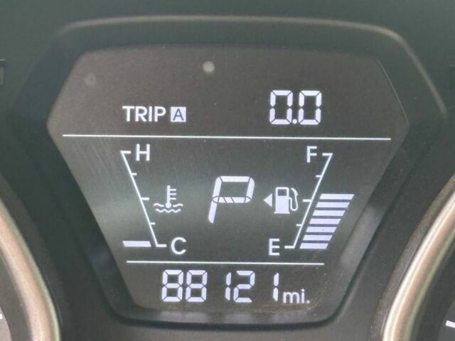 Белый Хендай Элантра, объемом двигателя 1.8 л и пробегом 140 тыс. км за 10800 $, фото 8 на Automoto.ua