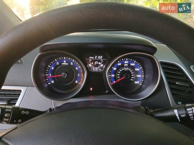 Білий Хендай Елантра, об'ємом двигуна 1.8 л та пробігом 186 тис. км за 9200 $, фото 11 на Automoto.ua