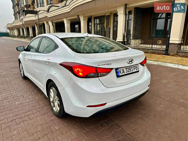 Белый Хендай Элантра, объемом двигателя 1.8 л и пробегом 127 тыс. км за 8400 $, фото 11 на Automoto.ua