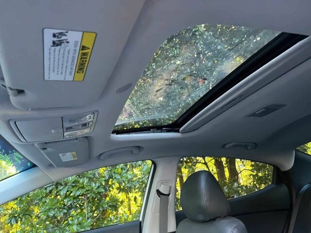 Белый Хендай Элантра, объемом двигателя 2 л и пробегом 75 тыс. км за 2300 $, фото 9 на Automoto.ua