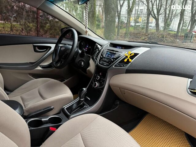 Белый Хендай Элантра, объемом двигателя 1.8 л и пробегом 163 тыс. км за 10290 $, фото 26 на Automoto.ua