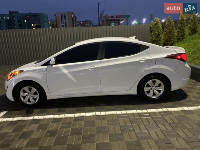 Белый Хендай Элантра, объемом двигателя 1.8 л и пробегом 163 тыс. км за 10500 $, фото 7 на Automoto.ua