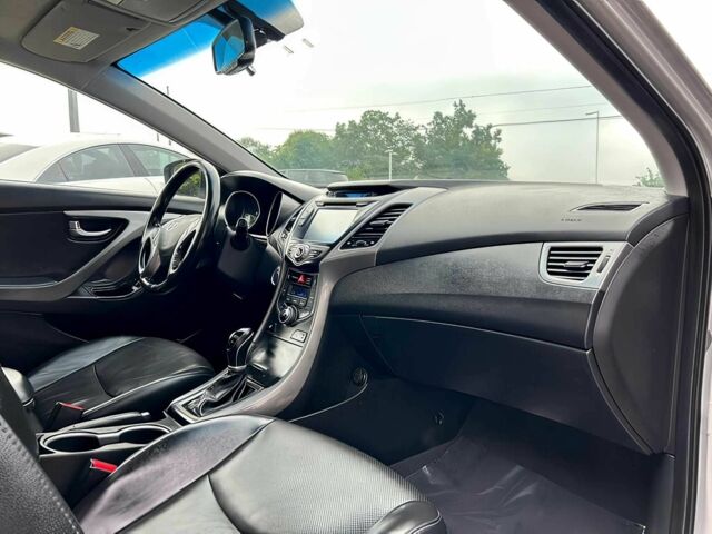 Білий Хендай Елантра, об'ємом двигуна 1.8 л та пробігом 76 тис. км за 6700 $, фото 8 на Automoto.ua