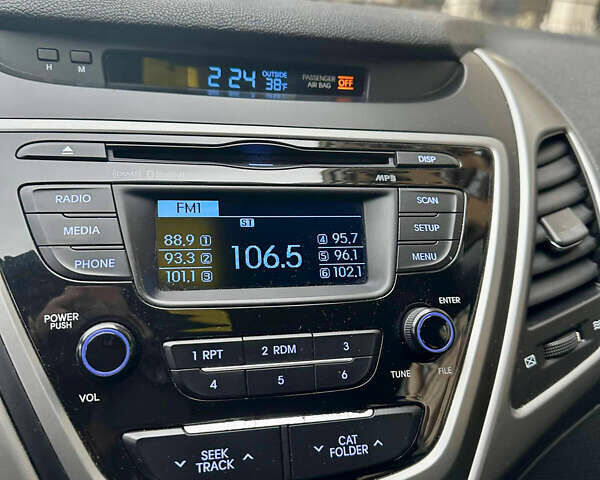 Белый Хендай Элантра, объемом двигателя 1.8 л и пробегом 127 тыс. км за 8400 $, фото 13 на Automoto.ua