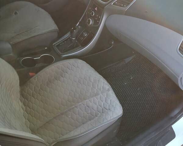 Білий Хендай Елантра, об'ємом двигуна 1.8 л та пробігом 186 тис. км за 9200 $, фото 7 на Automoto.ua