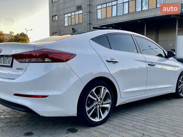 Білий Хендай Елантра, об'ємом двигуна 2 л та пробігом 82 тис. км за 13200 $, фото 5 на Automoto.ua