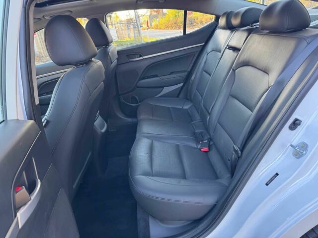 Білий Хендай Елантра, об'ємом двигуна 2 л та пробігом 53 тис. км за 10000 $, фото 14 на Automoto.ua