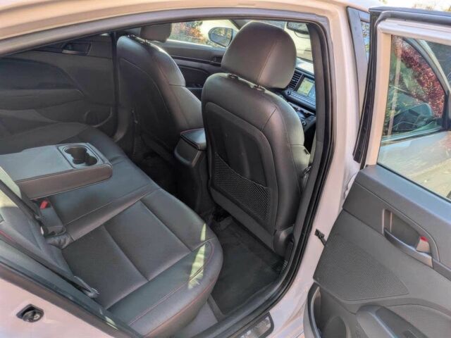 Белый Хендай Элантра, объемом двигателя 1.6 л и пробегом 59 тыс. км за 6000 $, фото 14 на Automoto.ua