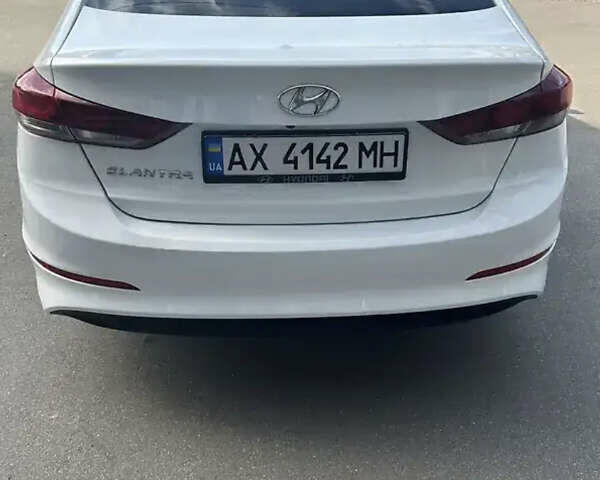 Белый Хендай Элантра, объемом двигателя 2 л и пробегом 98 тыс. км за 15100 $, фото 18 на Automoto.ua