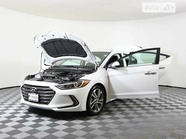 Белый Хендай Элантра, объемом двигателя 2 л и пробегом 44 тыс. км за 3000 $, фото 7 на Automoto.ua