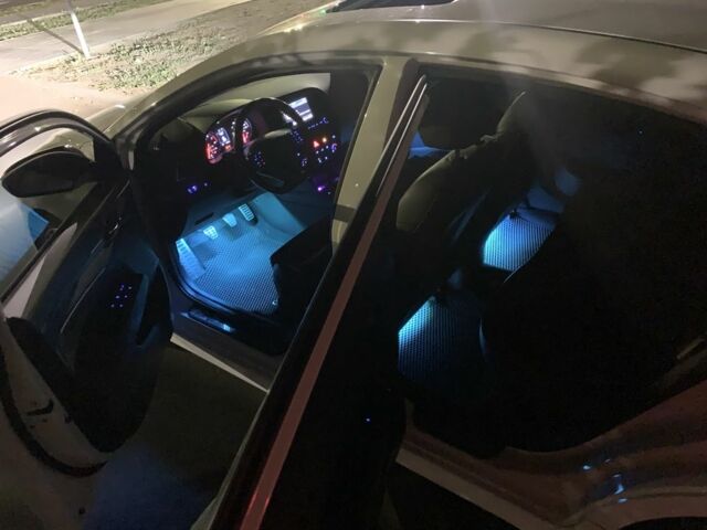 Білий Хендай Елантра, об'ємом двигуна 1.6 л та пробігом 102 тис. км за 12500 $, фото 21 на Automoto.ua