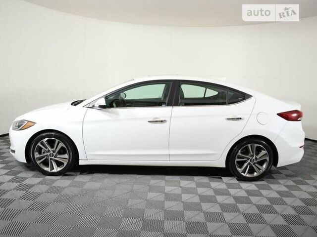 Белый Хендай Элантра, объемом двигателя 2 л и пробегом 44 тыс. км за 3000 $, фото 5 на Automoto.ua