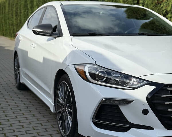 Білий Хендай Елантра, об'ємом двигуна 1.59 л та пробігом 65 тис. км за 14600 $, фото 2 на Automoto.ua