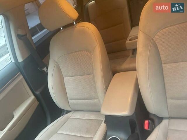 Хендай Элантра 2018 в Одессе на Automoto.ua Белый Хендай Элантра, объемом двигателя 1.59 л и пробегом 67 тыс. км за 13500 $, фото 4 на Automoto.ua