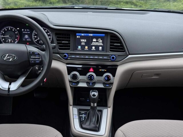 Білий Хендай Елантра, об'ємом двигуна 2 л та пробігом 84 тис. км за 13600 $, фото 19 на Automoto.ua